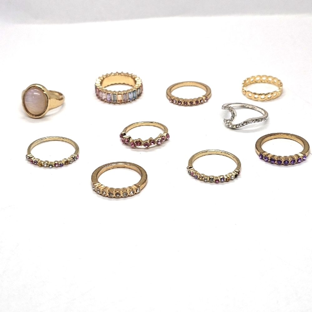 Fashion Rings lot of 10 stackable size 6